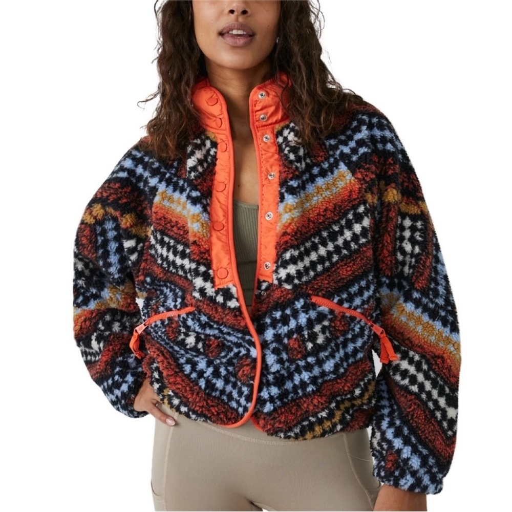 Free people hit the slopes printed jacket size small
